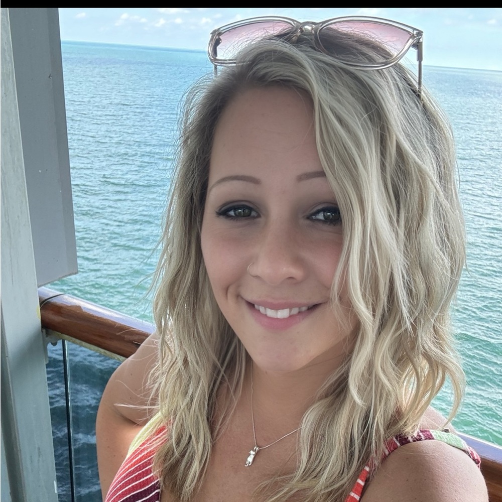 Meet your Posher, Mandy